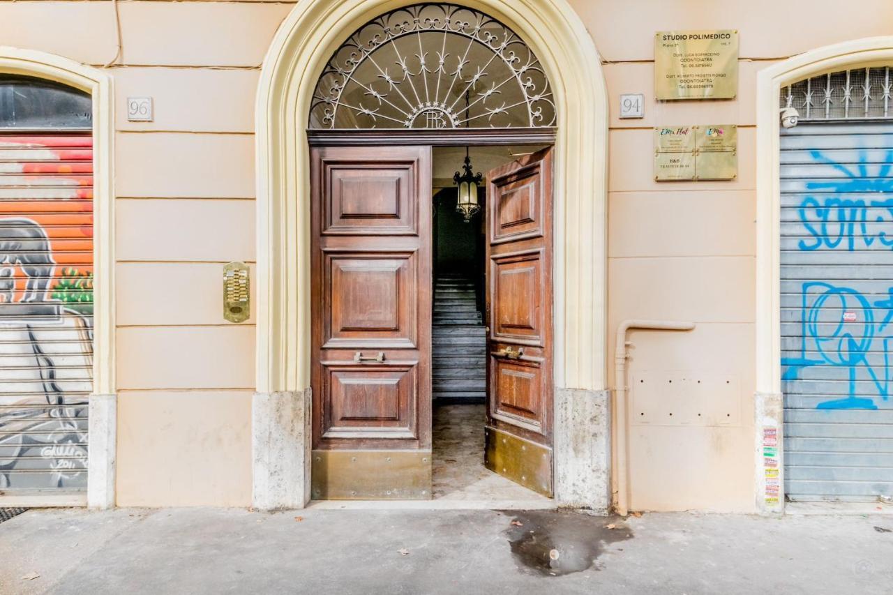 B&B Trastevere 94 Rome Exterior photo